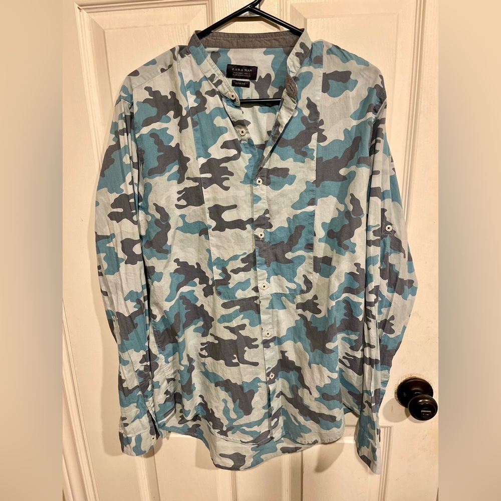 Button-Up Shirts - Picture 1 of 4